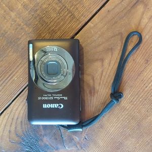 Canon PowerShot SD1300 IS